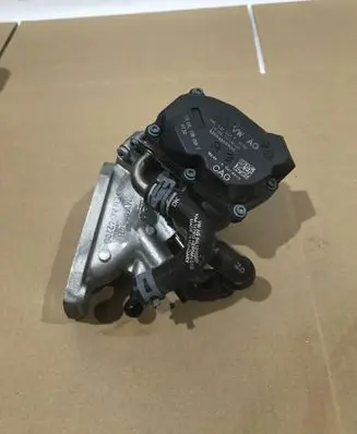 Volkswagen Touran III Throttle body valve 04L253020S
