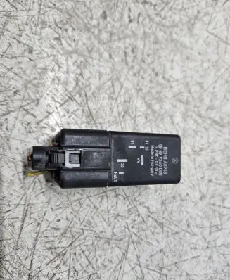 Mercedes-Benz Vito Viano W639 Other relay 899260000