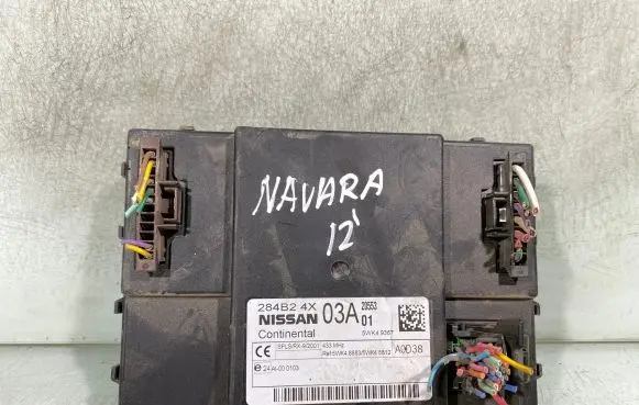 Nissan Navara D40 Comfort/convenience module 284b24x03a 20553 5wk49367