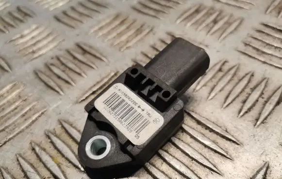Mercedes-Benz A W169 Airbag deployment crash/impact sensor 1698202226