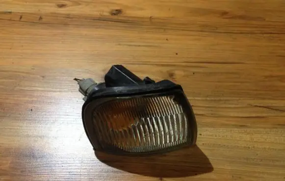 Suzuki Baleno EG Front indicator light 012181512rc 01-218-1512r-c