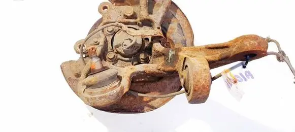 Toyota Avensis T250 Rear wheel hub
