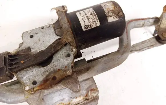 Volkswagen Transporter - Caravelle T5 Wiper motor 7e1955113 443122351017