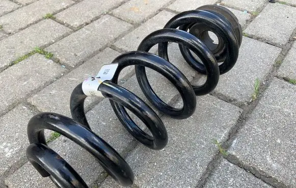 Audi Q5 SQ5 Rear coil spring 80A511115BF 80A511115 80A512297A