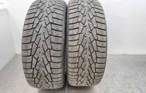 Audi A3 S3 8V R16 winter/snow tires with studs 