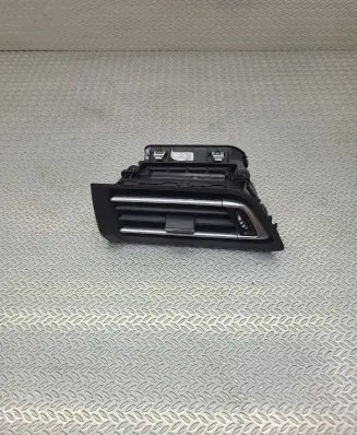 Peugeot 308 Dashboard side air vent grill/cover trim 96778765