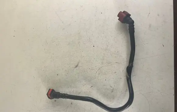 Dodge RAM 1500 DS Fuel line/pipe/hose 05146936AA 05146936A 05146936