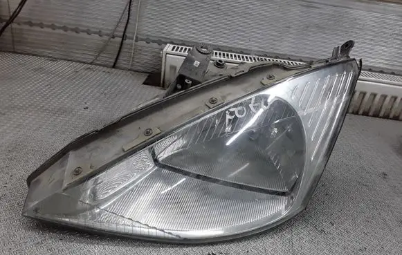 Ford Focus Headlight/headlamp XS4X13006