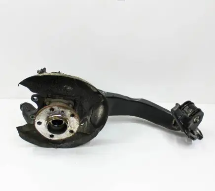 BMW X2 F39 Rear wheel hub 6898964