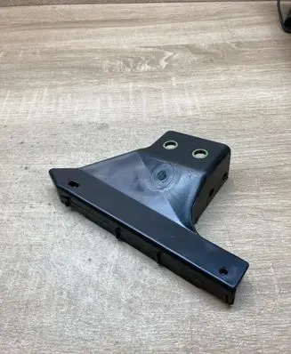 Renault 19 Front bumper mounting bracket 7700818669