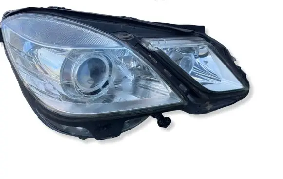 Mercedes-Benz E W212 Headlight/headlamp A2128205861 2128205861