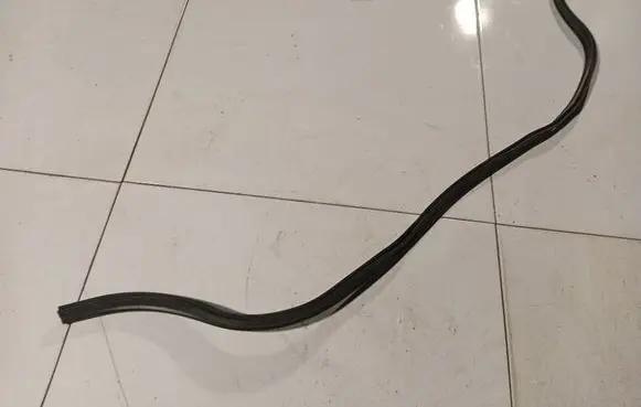Engine compartment rubber