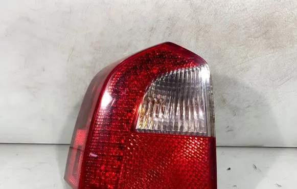 Volvo V70 Rear/tail lights 30698983