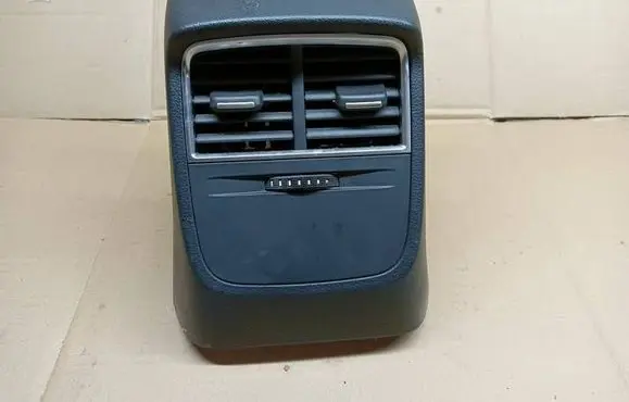 Audi A3 S3 8V Rear air vent grill 8V0819203 31102014 21012014