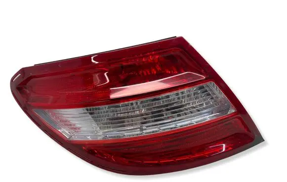 Mercedes-Benz C W204 Rear/tail lights 2048200164