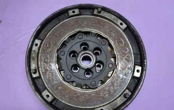 BMW 1 E81 E87 Flywheel 328GBA