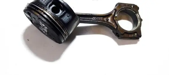 Ford Puma Piston with connecting rod