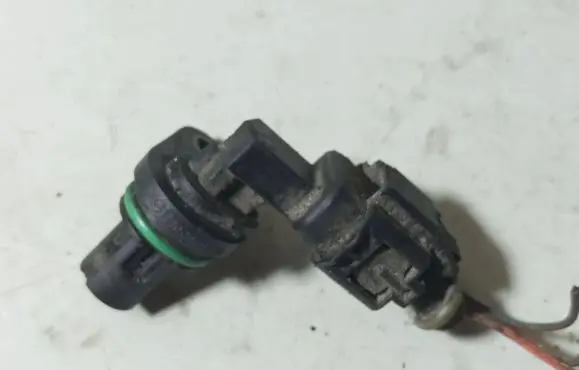 Opel Zafira B Camshaft position sensor 55352609