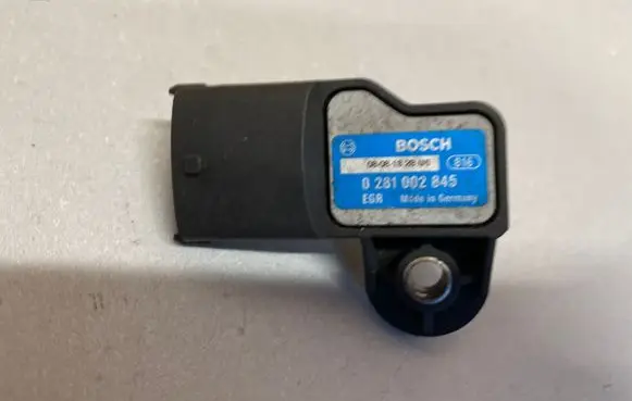 Opel Astra J Air pressure sensor 0281002845