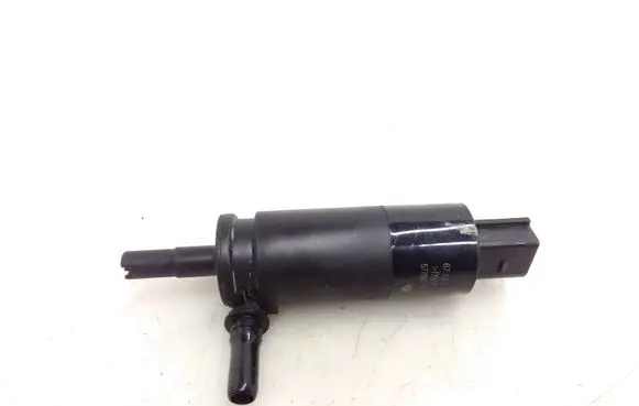 BMW X5 F15 Headlight washer pump 7340773