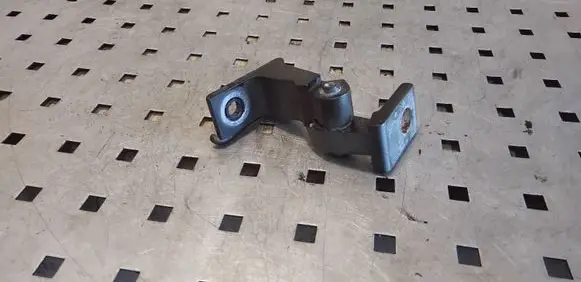 Audi Q5 SQ5 Front door upper hinge 8K0831402E