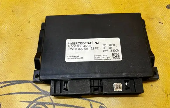 Mercedes-Benz A W177 AMG Gearbox control unit/module A0009004523