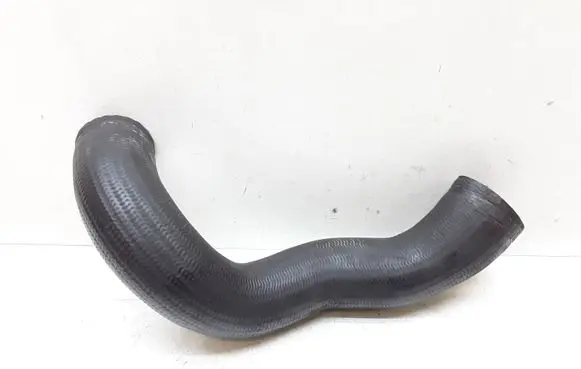 Volvo V70 Intercooler hose/pipe