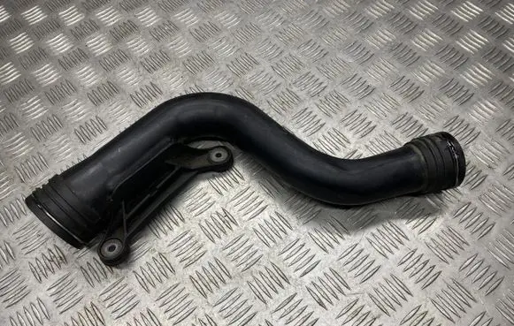 Volkswagen PASSAT B5.5 Intercooler hose/pipe 1K0145762P