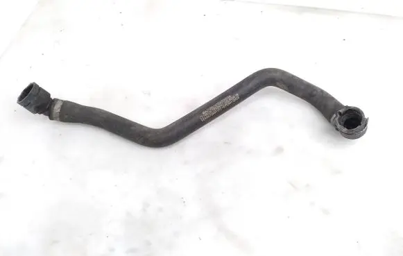 Mercedes-Benz E W213 Engine coolant pipe/hose A2135014782