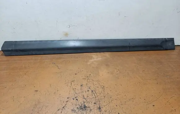 Opel Zafira A Front door trim (molding) 090597588