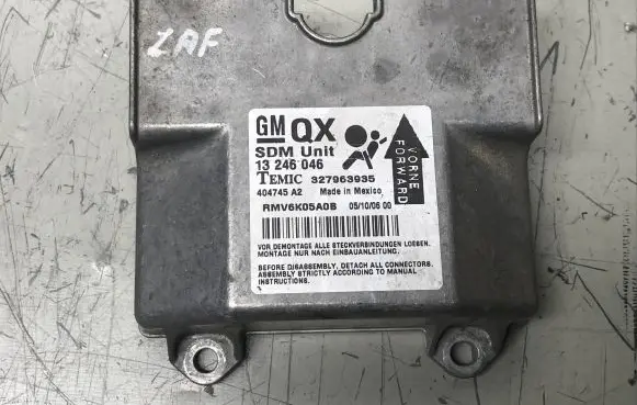 Opel Zafira B Airbag control unit/module 13246046