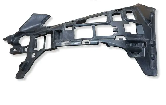 Mercedes-Benz C W205 Front bumper mounting bracket A2058850565