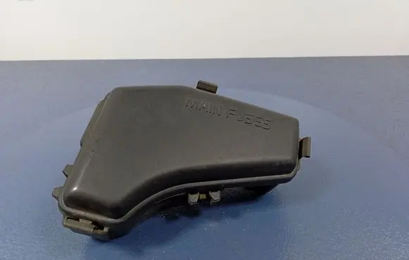 Volvo S70 V70 V70 XC Fuse box set 9128576