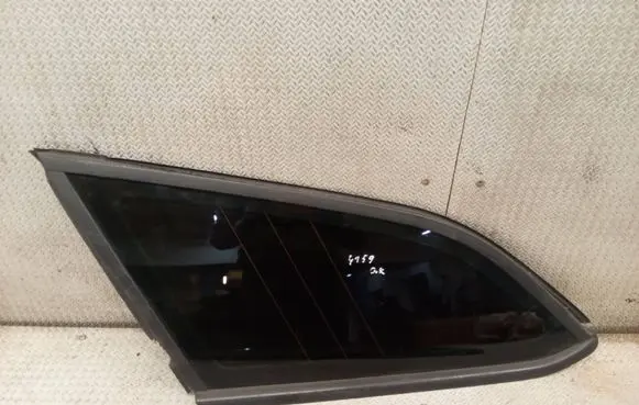 Ford Focus Rear side window