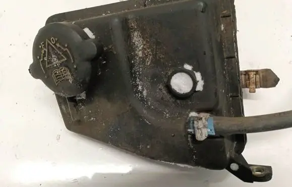 Peugeot 406 Coolant expansion tank/reservoir 9622483180 9621817380
