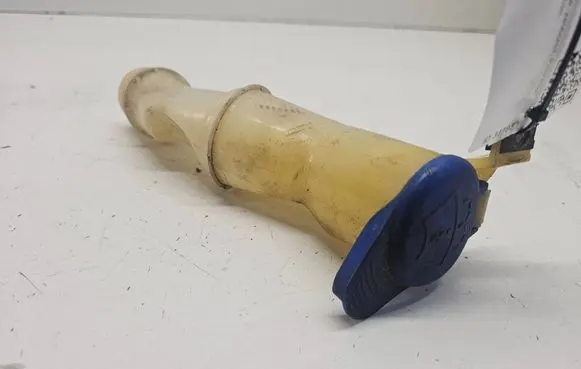 Volvo S60 Window washer liquid tank fill tube 9178568