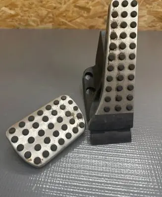 Mercedes-Benz E W238 Accelerator throttle pedal A2053000104 ZGS005Q8 290517