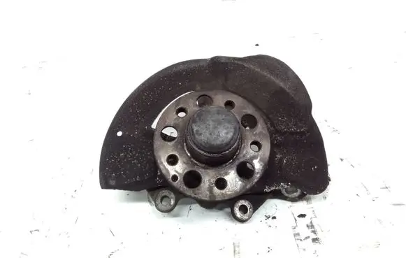 Mercedes-Benz CLS C218 X218 Front wheel hub spindle knuckle 21810