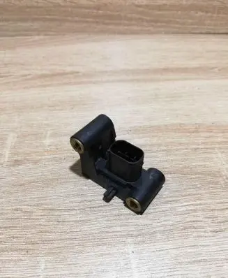 BMW 5 E39 Airbag deployment crash/impact sensor 6977390