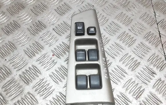 Toyota Corolla E120 E130 Electric window control switch 8404012030