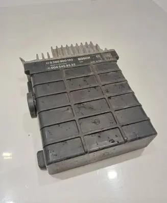 Mercedes-Benz E W124 Engine control unit/module 0045459332 0280800192