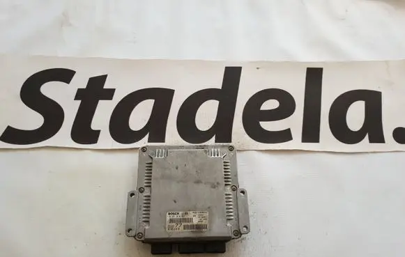 Peugeot 406 Engine control unit/module 0281010627 9640938680 9642301880