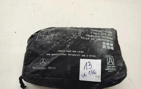 Mercedes-Benz A W176 First aid kit 
