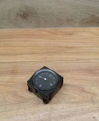 Volkswagen PASSAT B8 Clock 3G0919204C 25700001 1819010171