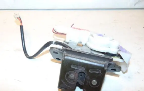 Mazda 6 Tailgate/trunk/boot lock/catch/latch GJ5A62310 GJ5A62310F