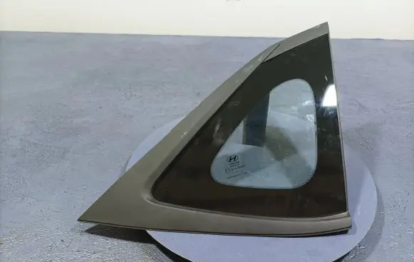 Hyundai i20 (PB PBT) Rear side window 87820-Q0XX0RH