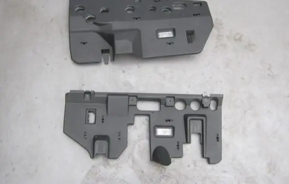Dashboard lower bottom trim panel