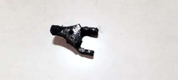 Land Rover Discovery Sport Fuel Injector clamp holder
