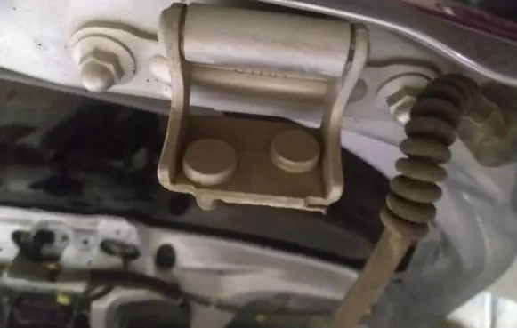 Honda Stream Tailgate/trunk/boot hinge