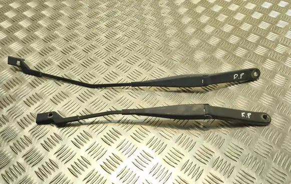 Ford Fiesta Front wiper blade arm 8A6117526